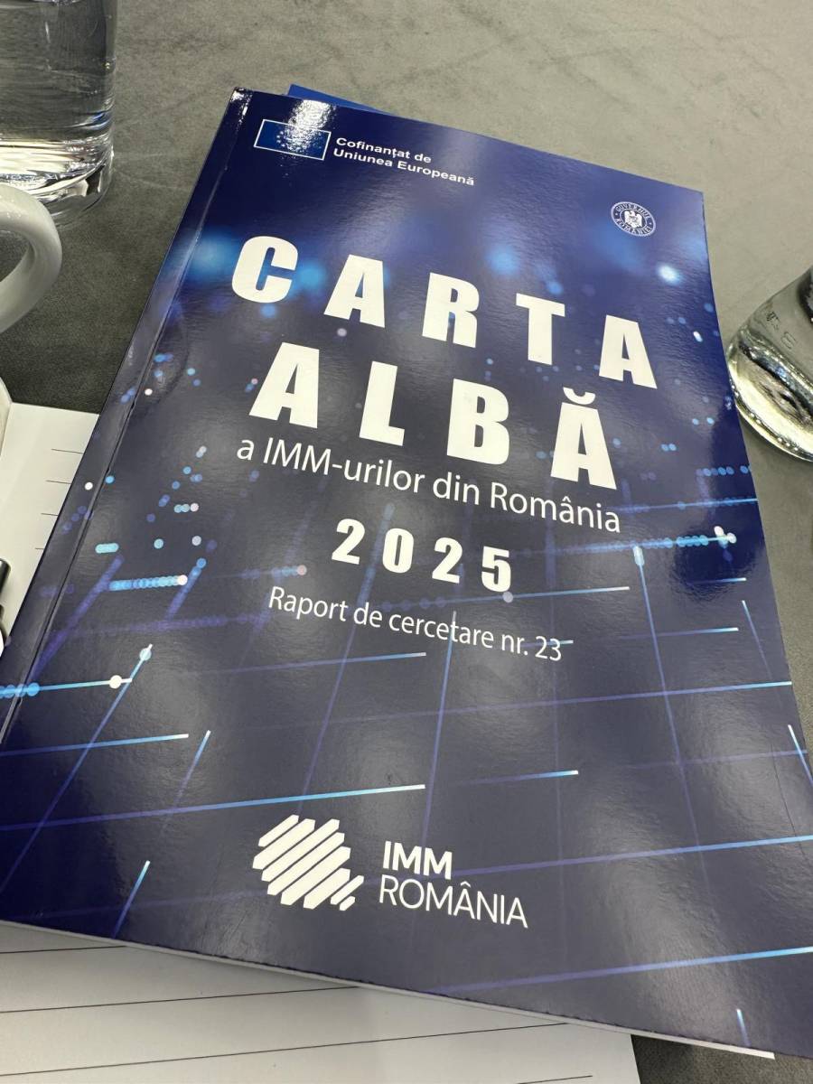 Lansarea volumului „Carta albă”